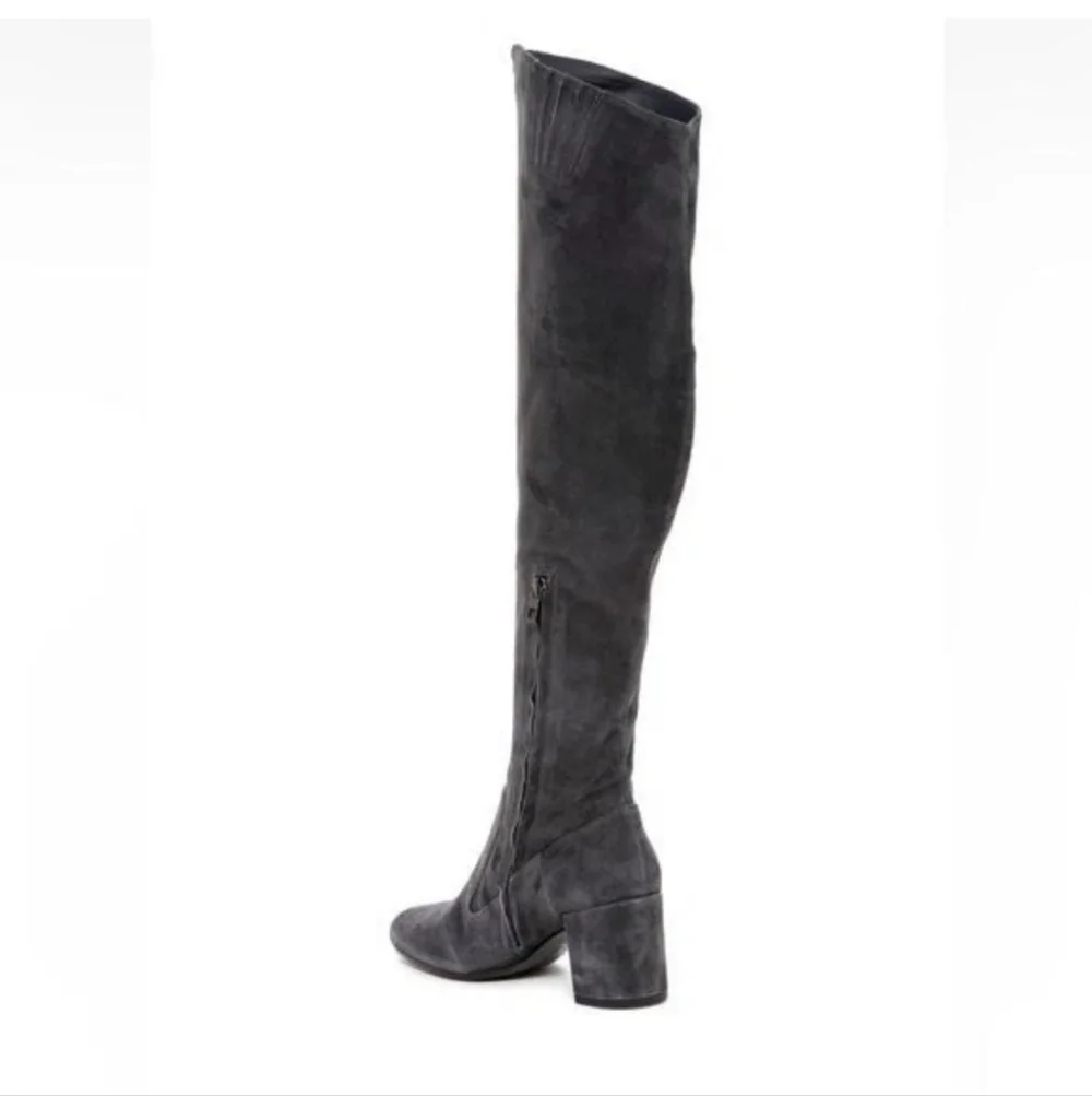 Steve Madden elegant gray
